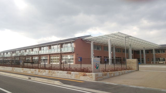岐阜南部特別支援学校管理教室棟建築工事　平成28年1月